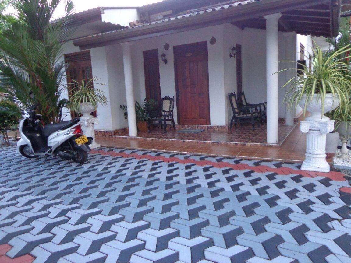 Bell 412 Villa Weligama Dış mekan fotoğraf