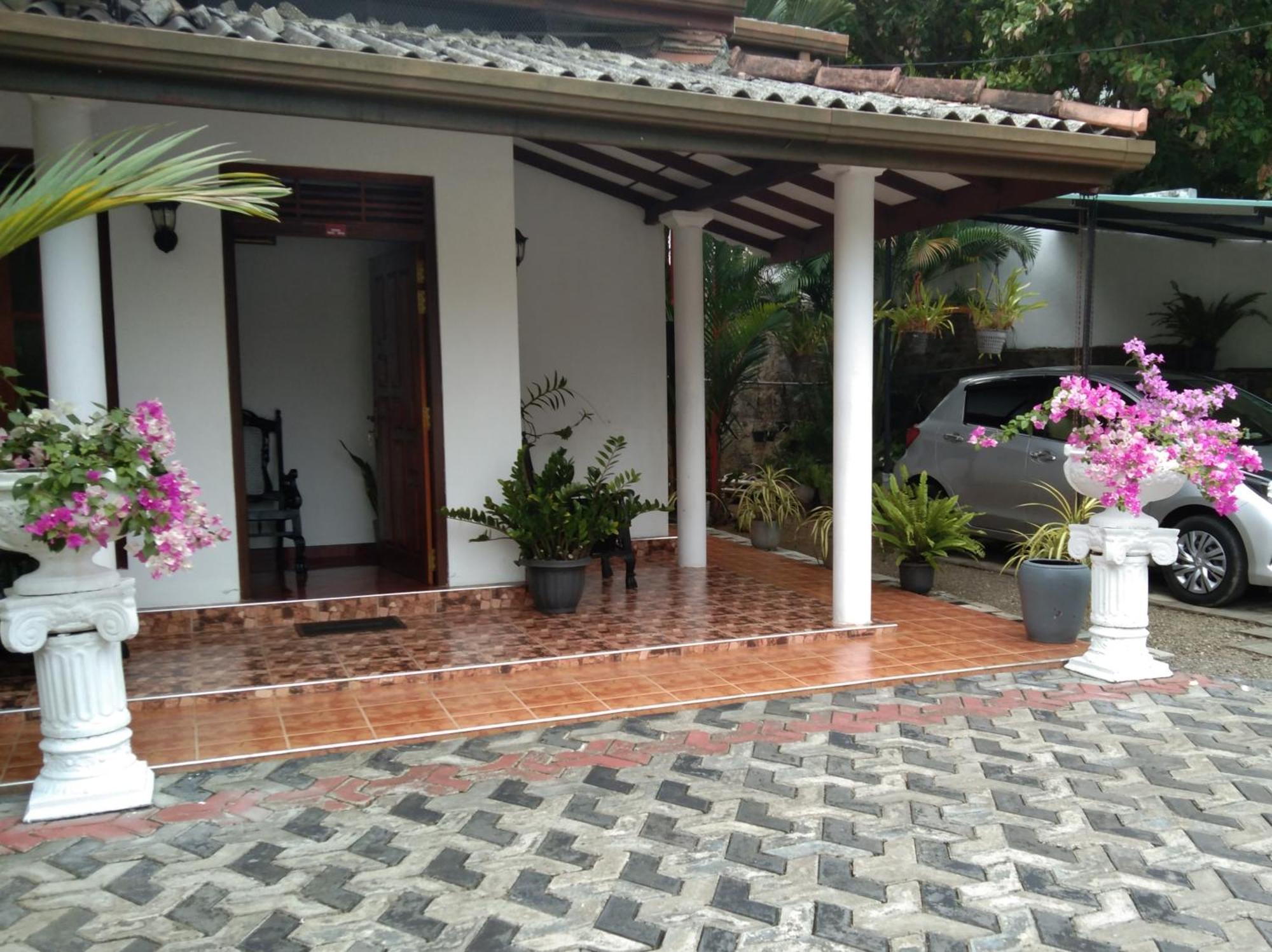 Bell 412 Villa Weligama Dış mekan fotoğraf